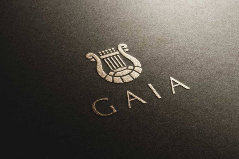 TMCreationによる金融・法律分野のロゴマークデザイン・ブランディング事例。格式高い信頼性と緻密な設計を表現した、高品質なロゴデザイン実績。